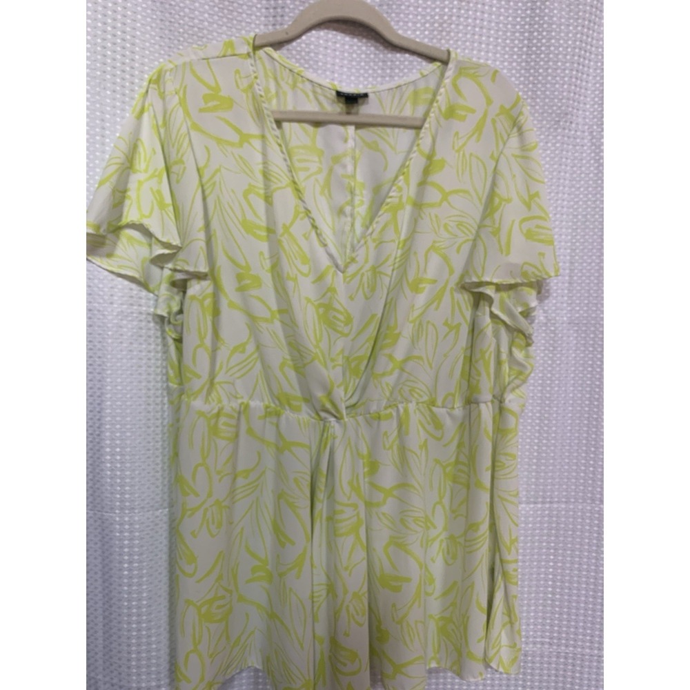Torrid 3x Flowy White Green Blouse Fairycore Cottagecore Boho